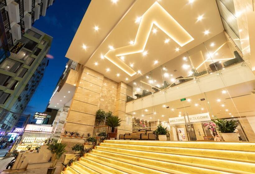 هتل Majestic Premium