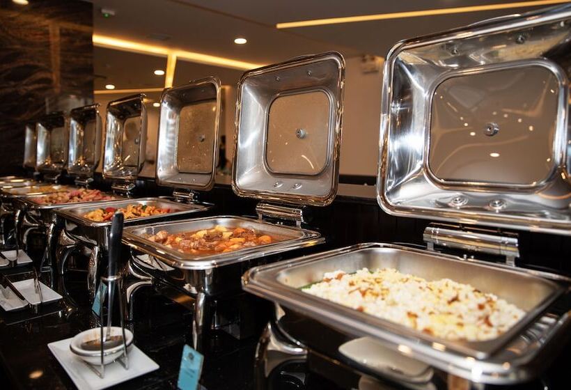 هتل Majestic Premium