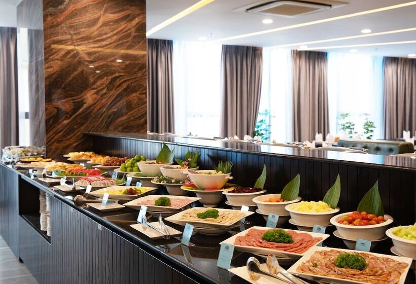 هتل Majestic Premium