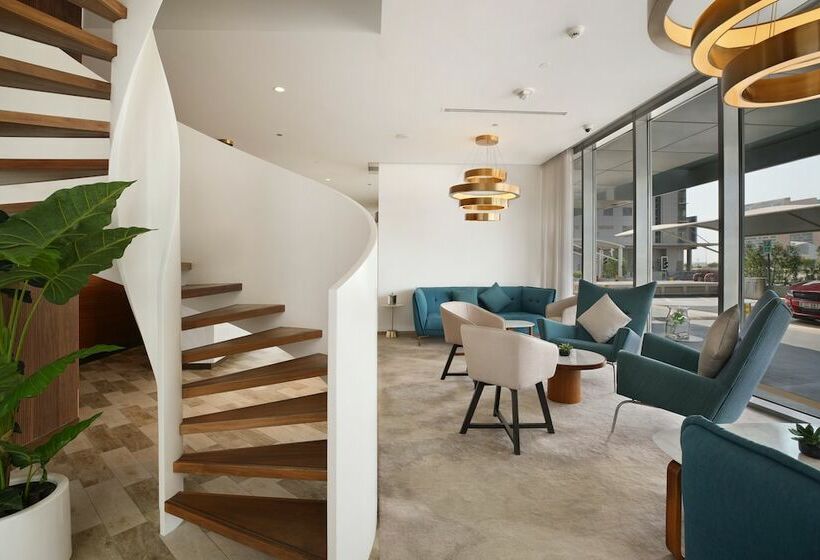 هتل Millennium Executive Apartments Mont Rose