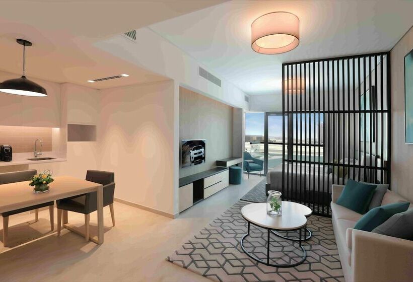 هتل Millennium Executive Apartments Mont Rose