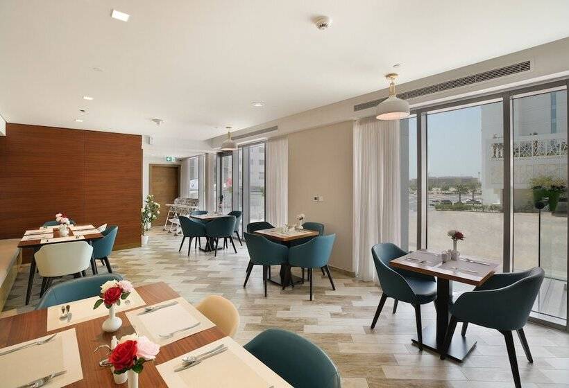 هتل Millennium Executive Apartments Mont Rose