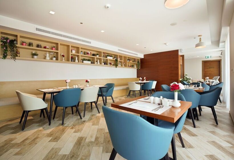 هتل Millennium Executive Apartments Mont Rose