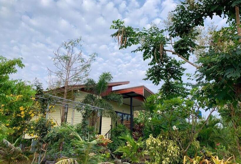 Отель Nangrong Garden Home