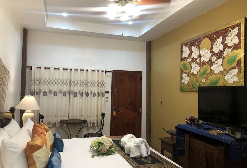 酒店 On The Mekong Resort