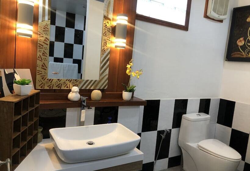 בית מלון כפרי On The Mekong Resort