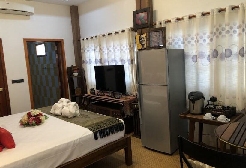 酒店 On The Mekong Resort