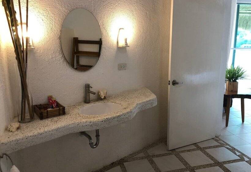 هتل Pearl Bay Villas