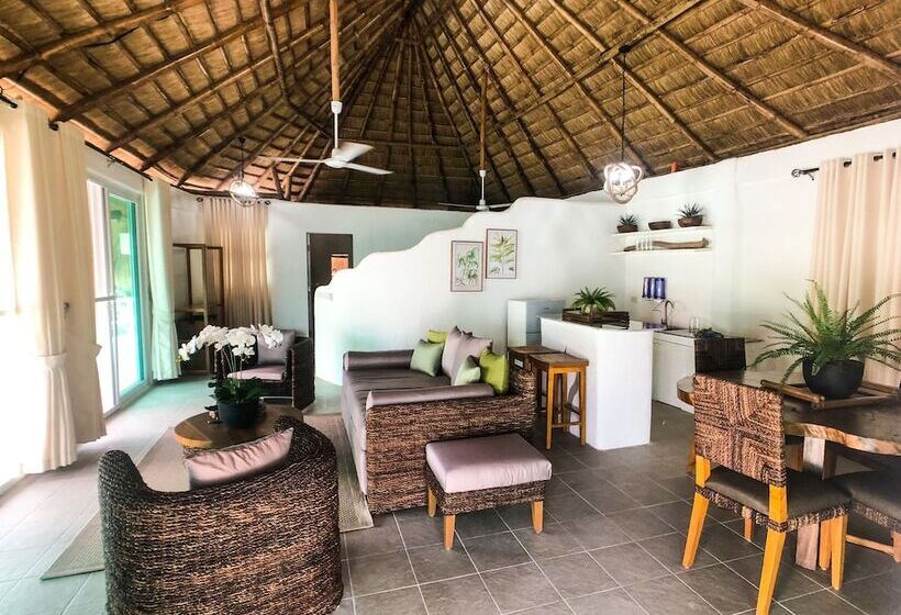 هتل Pearl Bay Villas