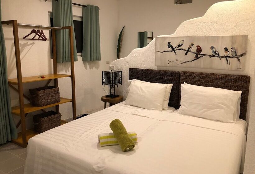 هتل Pearl Bay Villas