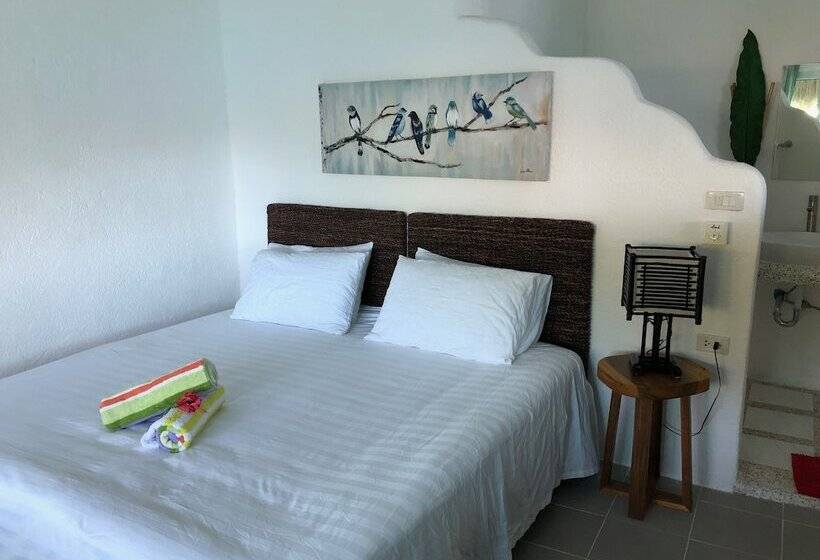 هتل Pearl Bay Villas