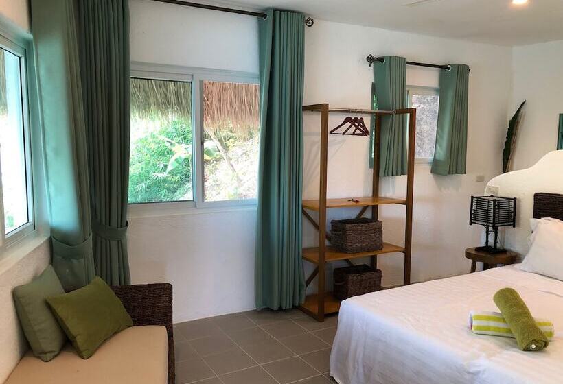 هتل Pearl Bay Villas