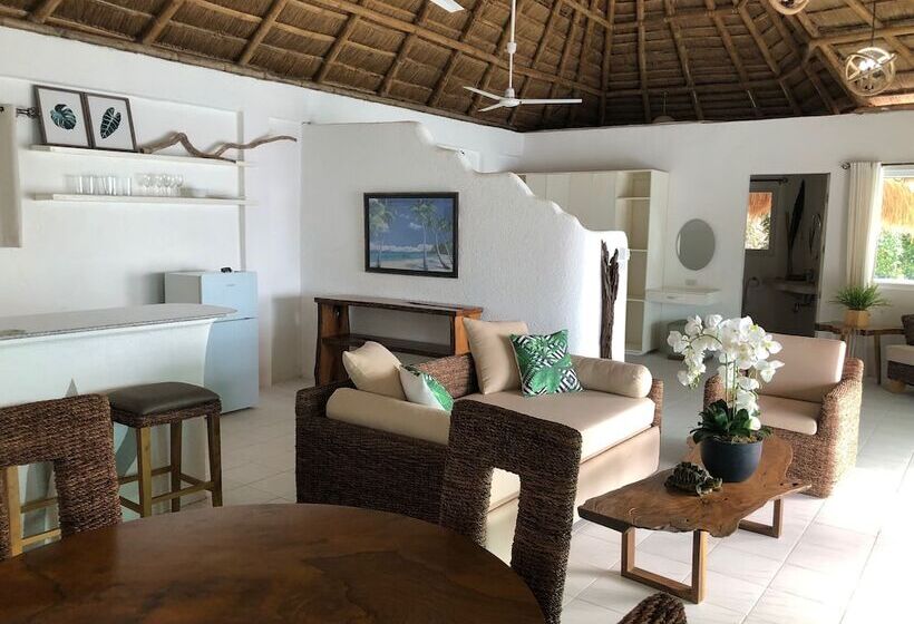 هتل Pearl Bay Villas