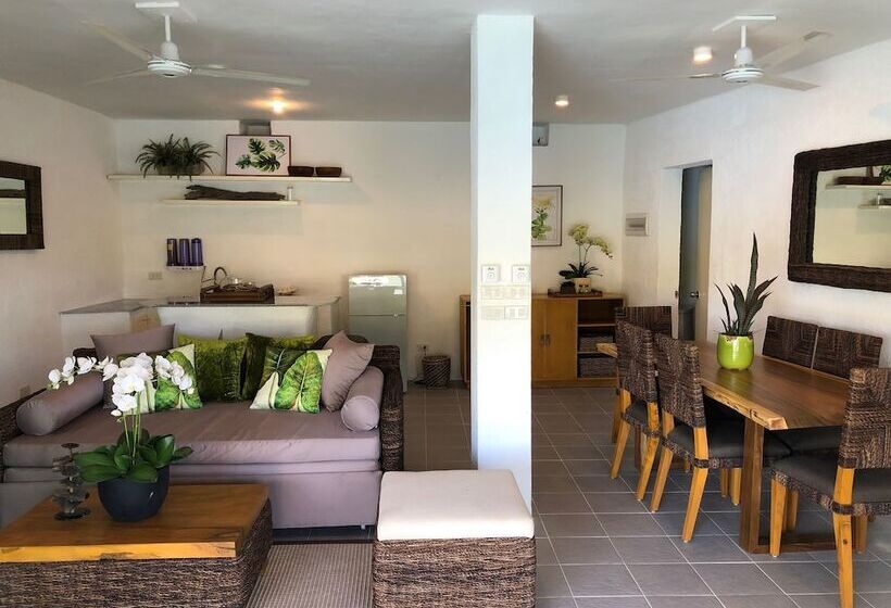 هتل Pearl Bay Villas