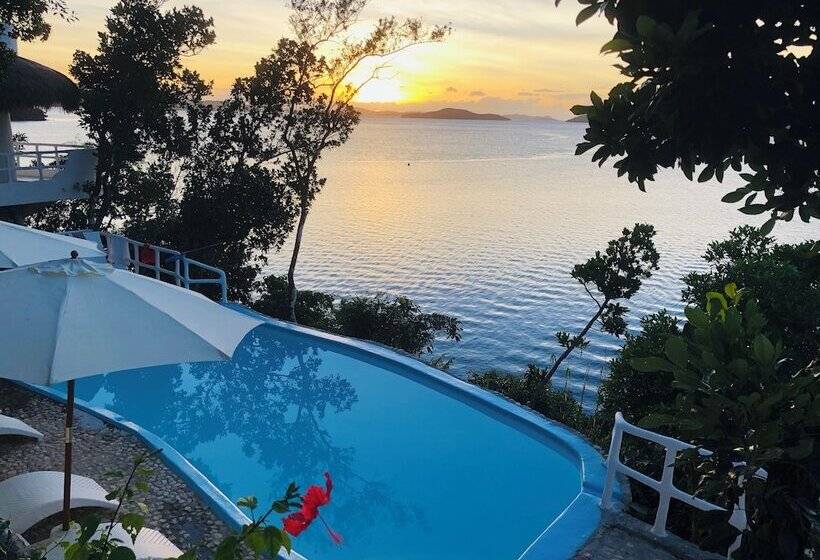 هتل Pearl Bay Villas