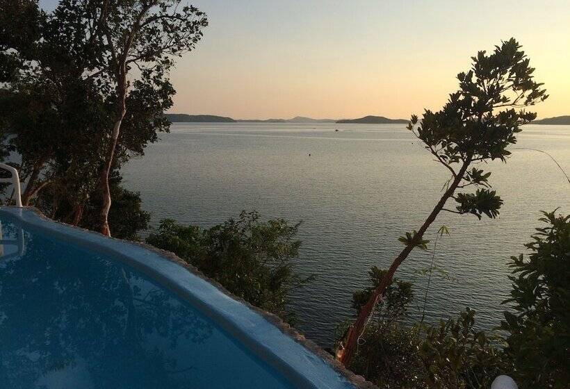 هتل Pearl Bay Villas