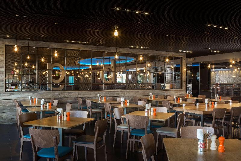 酒店 Radisson Red London Heathrow