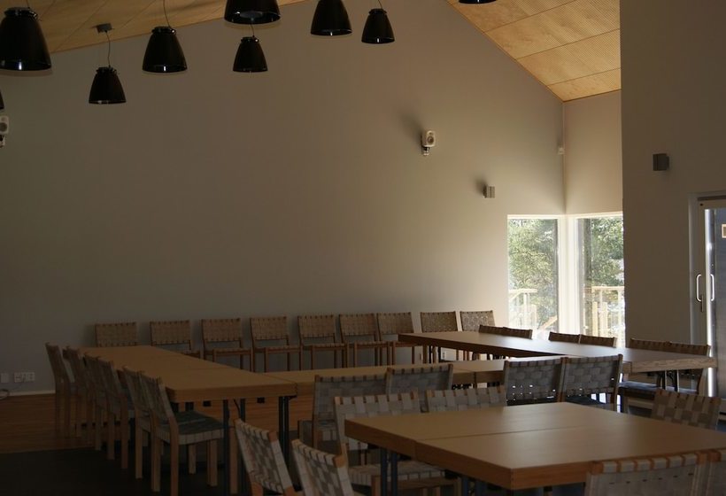 Hyvinvointi Ja Elämyskeskus Helmiranta