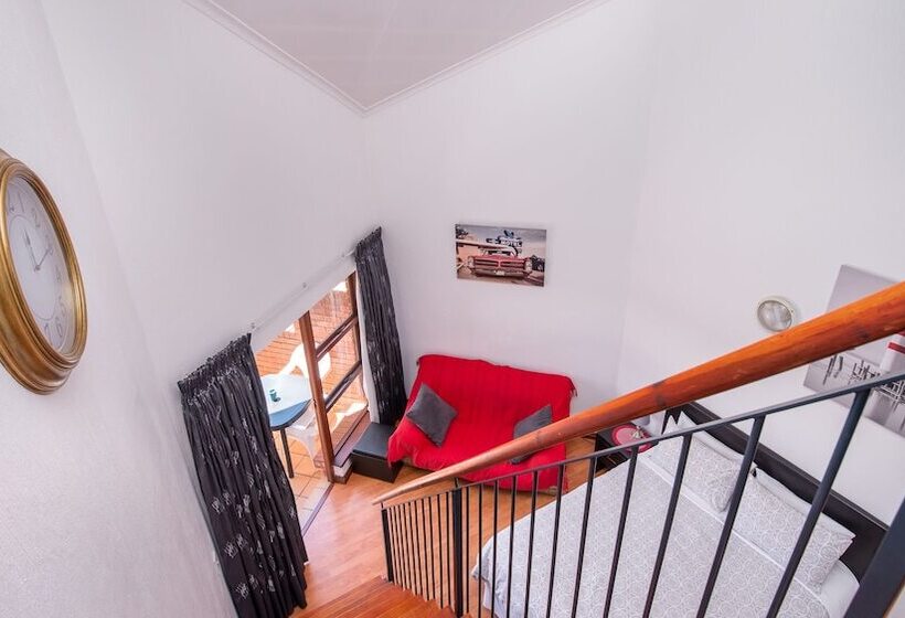 Jozistay Savannah Apartments