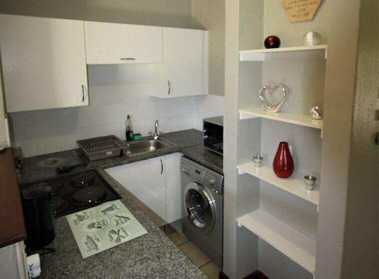 Jozistay Savannah Apartments