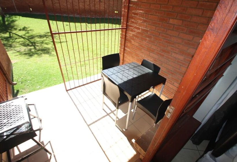 Jozistay Savannah Apartments