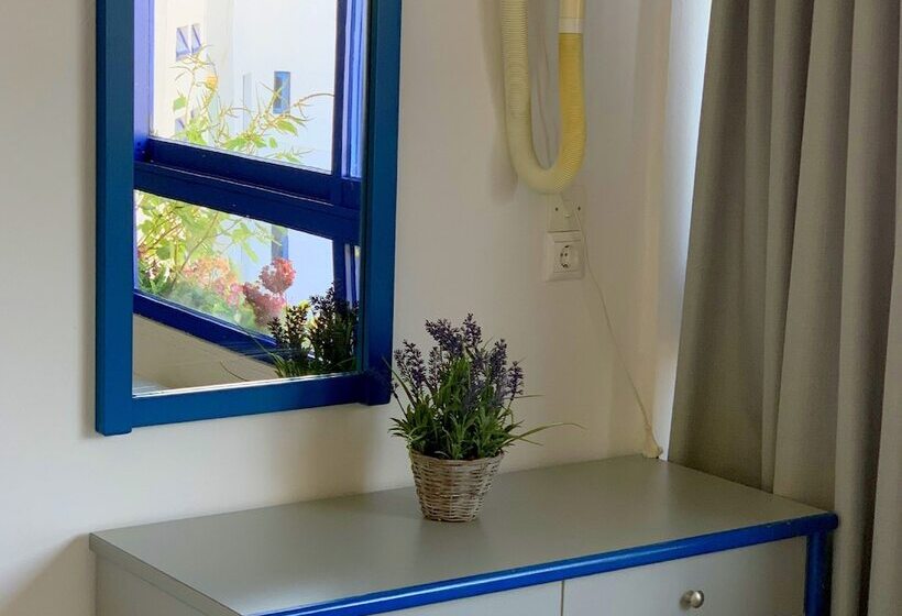 Kassavetis Center   Hotel Studios & Apartments