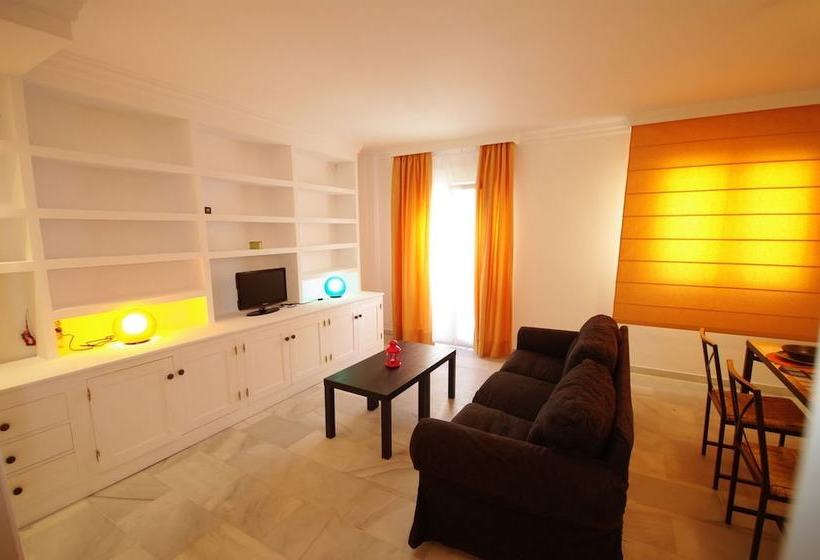 Livingtarifa  Dãºplex Con 4 Dormitorios En El Centro De Tarifa