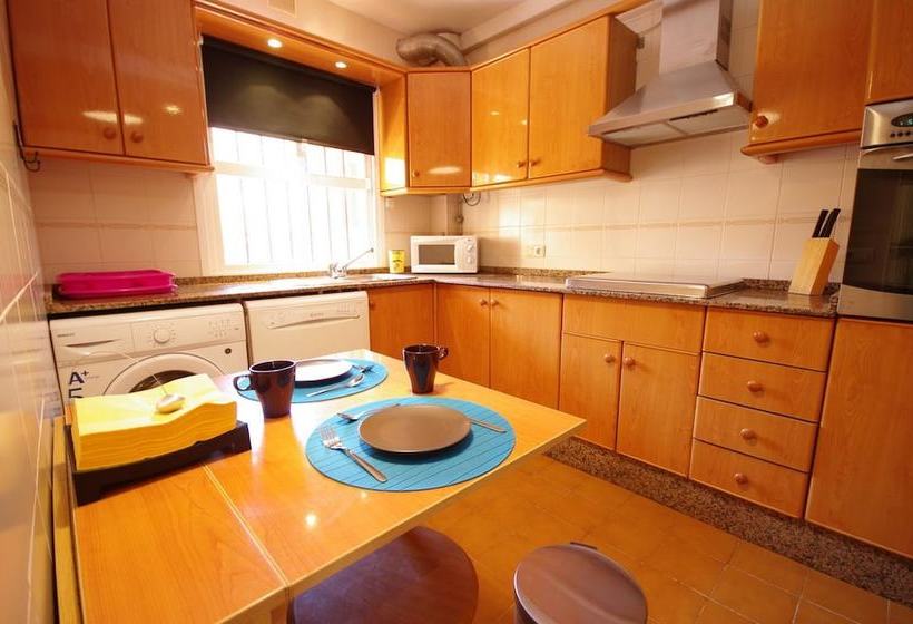 Livingtarifa  Dãºplex Con 4 Dormitorios En El Centro De Tarifa