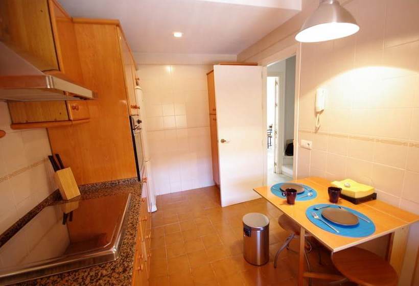 Livingtarifa  Dãºplex Con 4 Dormitorios En El Centro De Tarifa