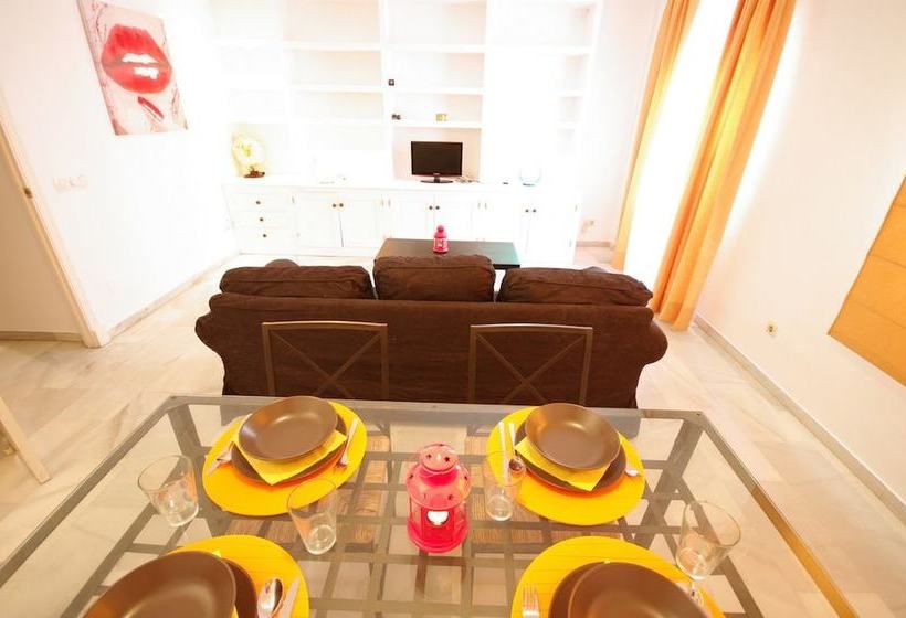 Livingtarifa  Dãºplex Con 4 Dormitorios En El Centro De Tarifa