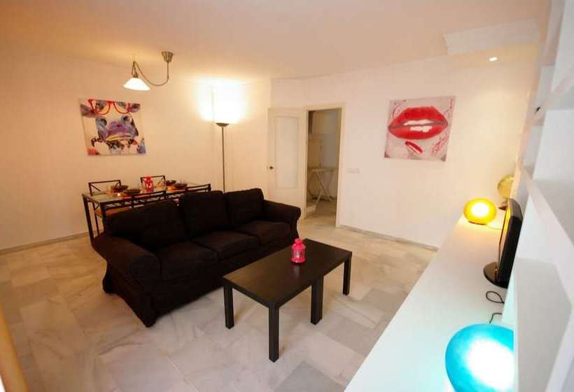 Livingtarifa  Dãºplex Con 4 Dormitorios En El Centro De Tarifa