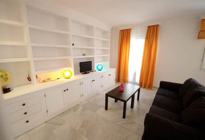 Livingtarifa  Dãºplex Con 4 Dormitorios En El Centro De Tarifa