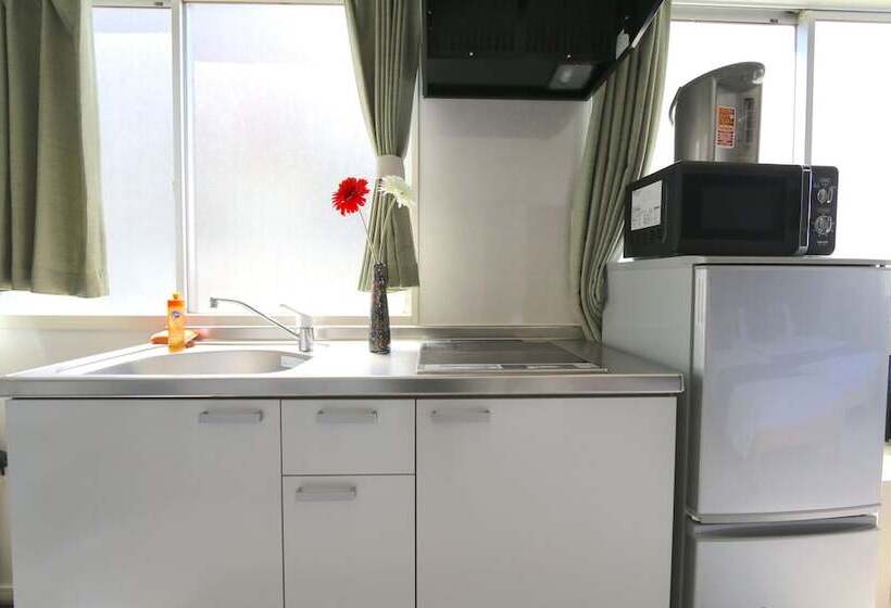 Liz Guest House Umeda