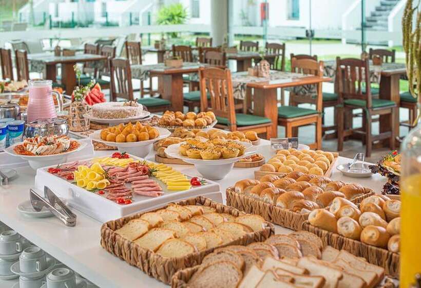 Makkai Resort Bombinhas