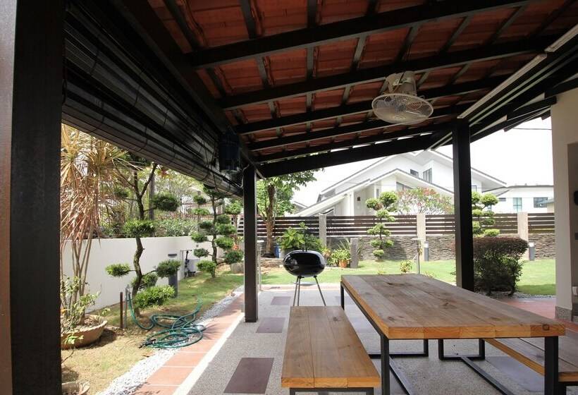 Ohana Luxury Bungalow