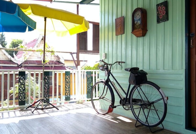 بنسيون Ayutthaya Antique Homestay