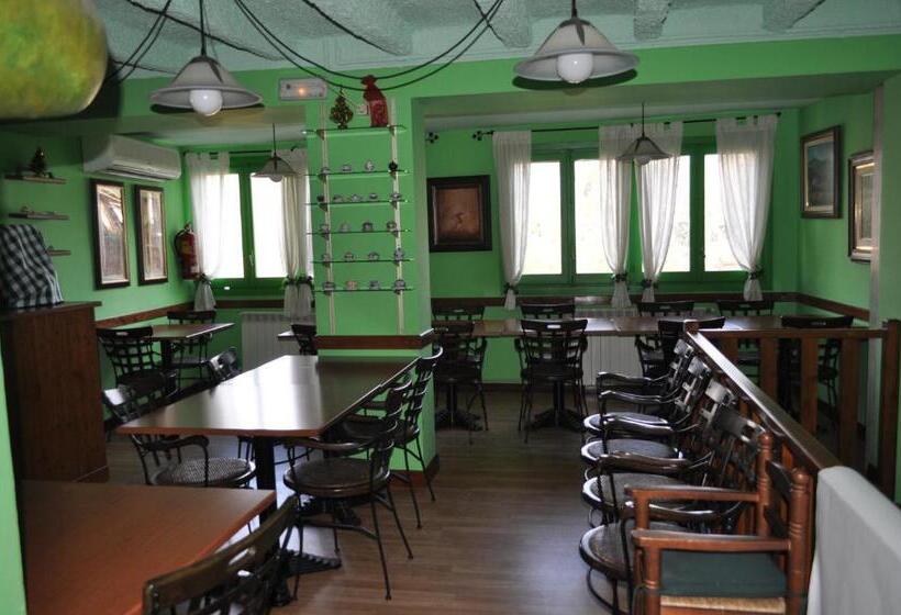 Пансион La Casa Dels Poetes