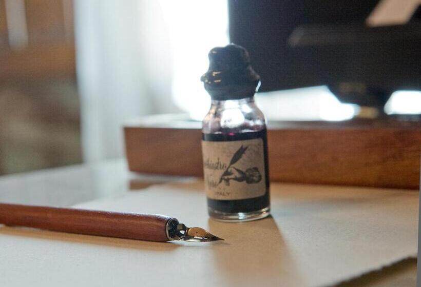 Пансион La Casa Dels Poetes