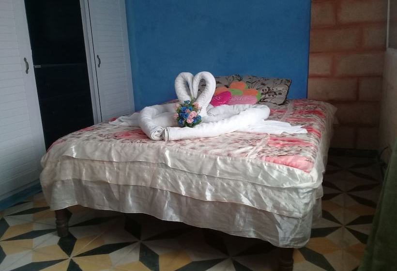 Пансион Los Tres Alberto