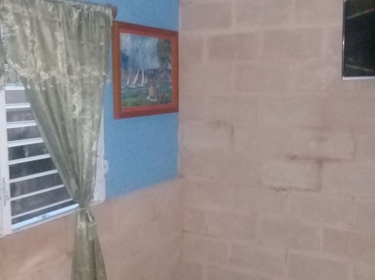 Пансион Los Tres Alberto