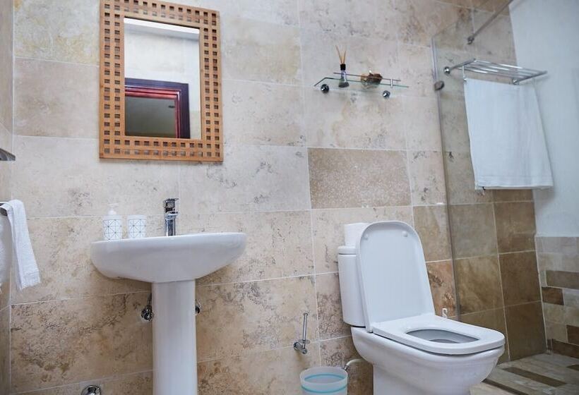 پانسیون Regal Spaces At Imperial Grove