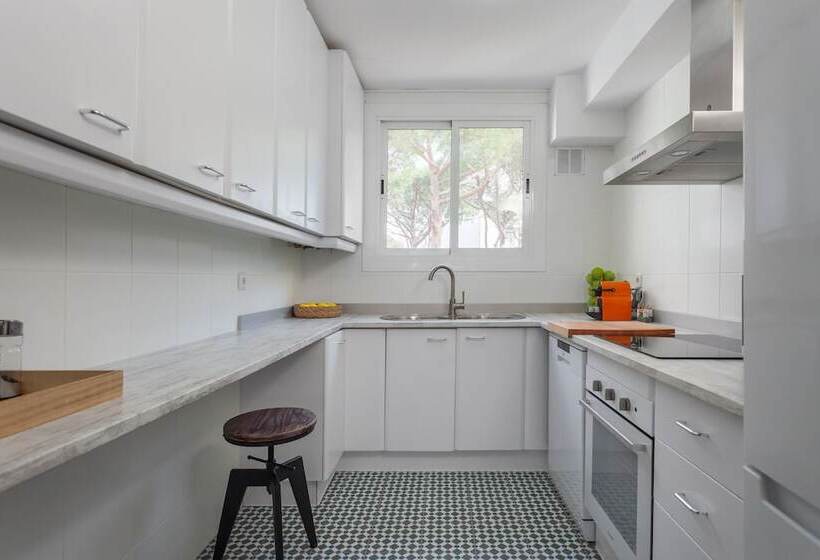 Sybaris Be My Guest Castelldefels