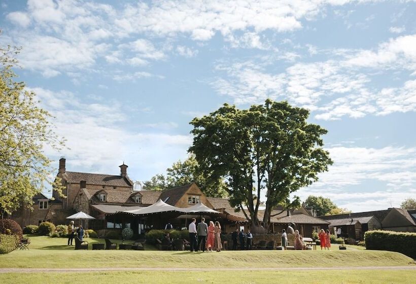 The Feathered Nest Country Inn