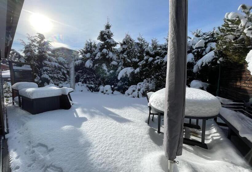 Trendguide Suites By Alpine Host Helpers