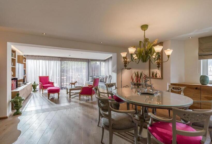 Trendguide Suites By Alpine Host Helpers