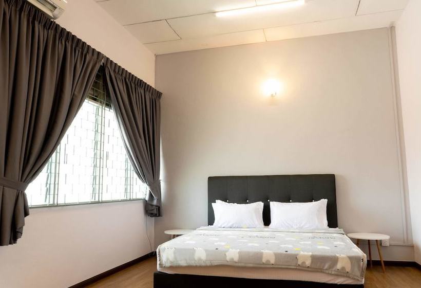 V Lodge By D Imperio Homestay Penang