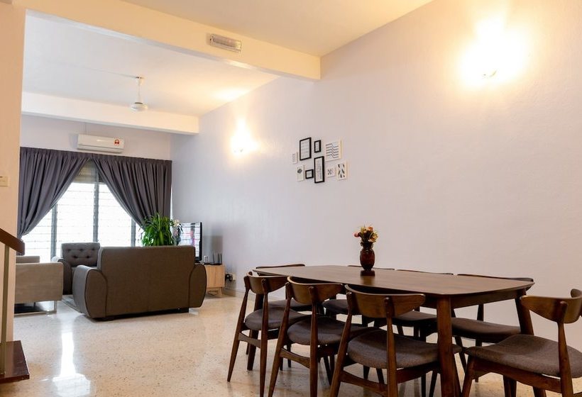 V Lodge By D Imperio Homestay Penang