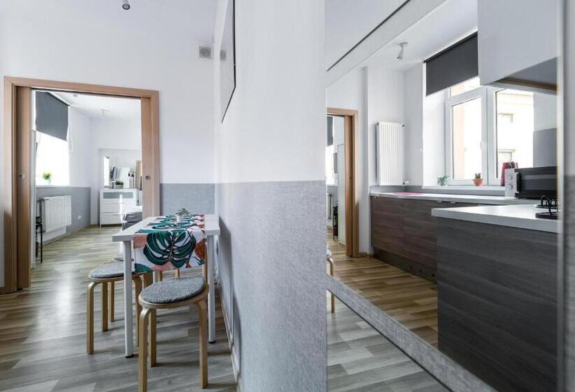 Wawel Cracow Old City Apartments   Friendhouse Apartments