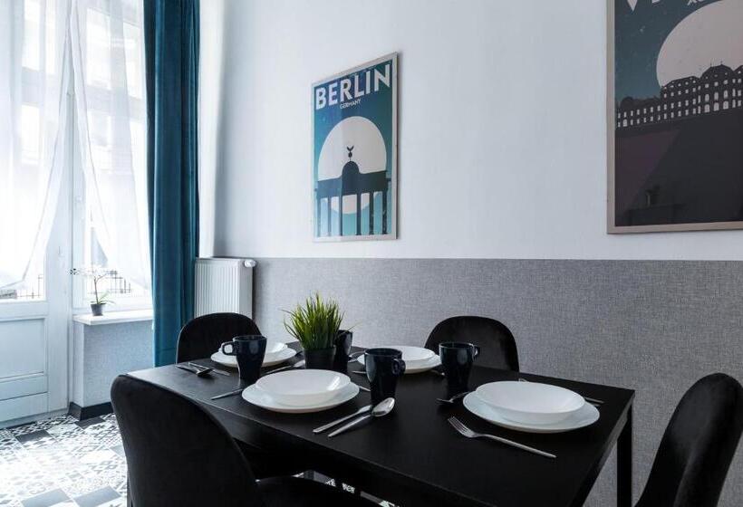 Wawel Cracow Old City Apartments   Friendhouse Apartments