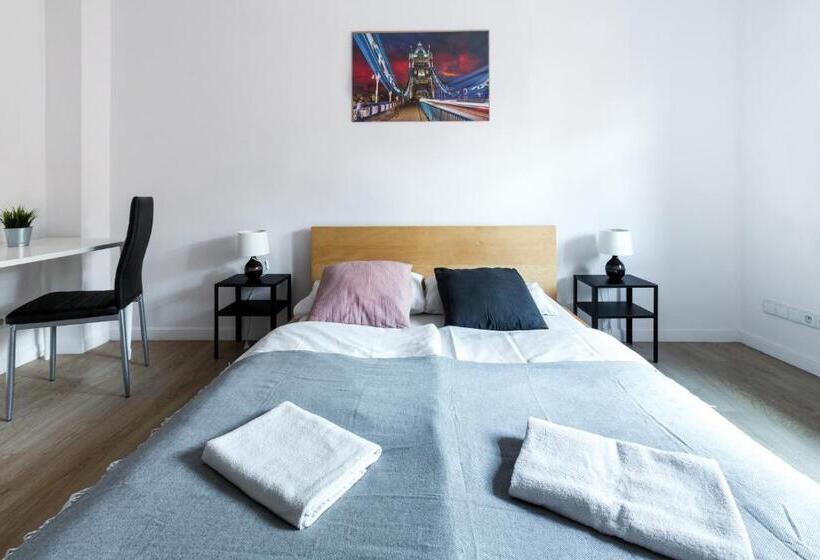 Wawel Cracow Old City Apartments   Friendhouse Apartments